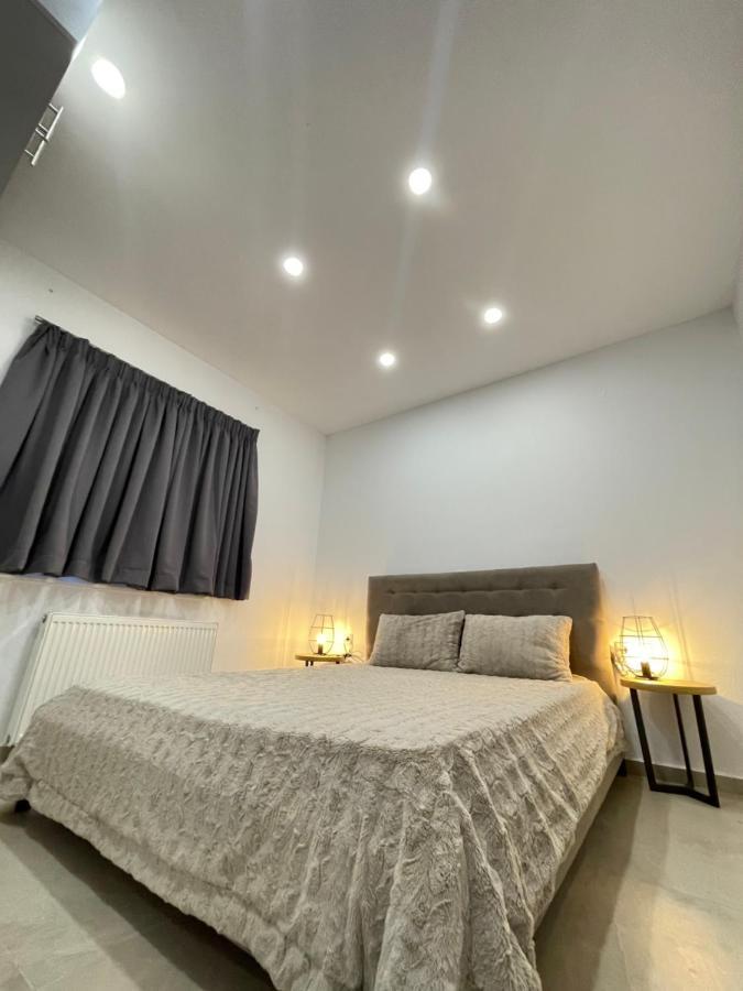 Central Luxury Apartment In Paralia Ofryniou Ofrínion Eksteriør billede