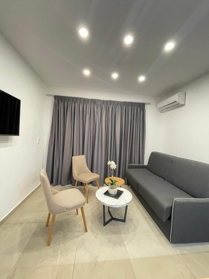 Central Luxury Apartment In Paralia Ofryniou Ofrínion Eksteriør billede